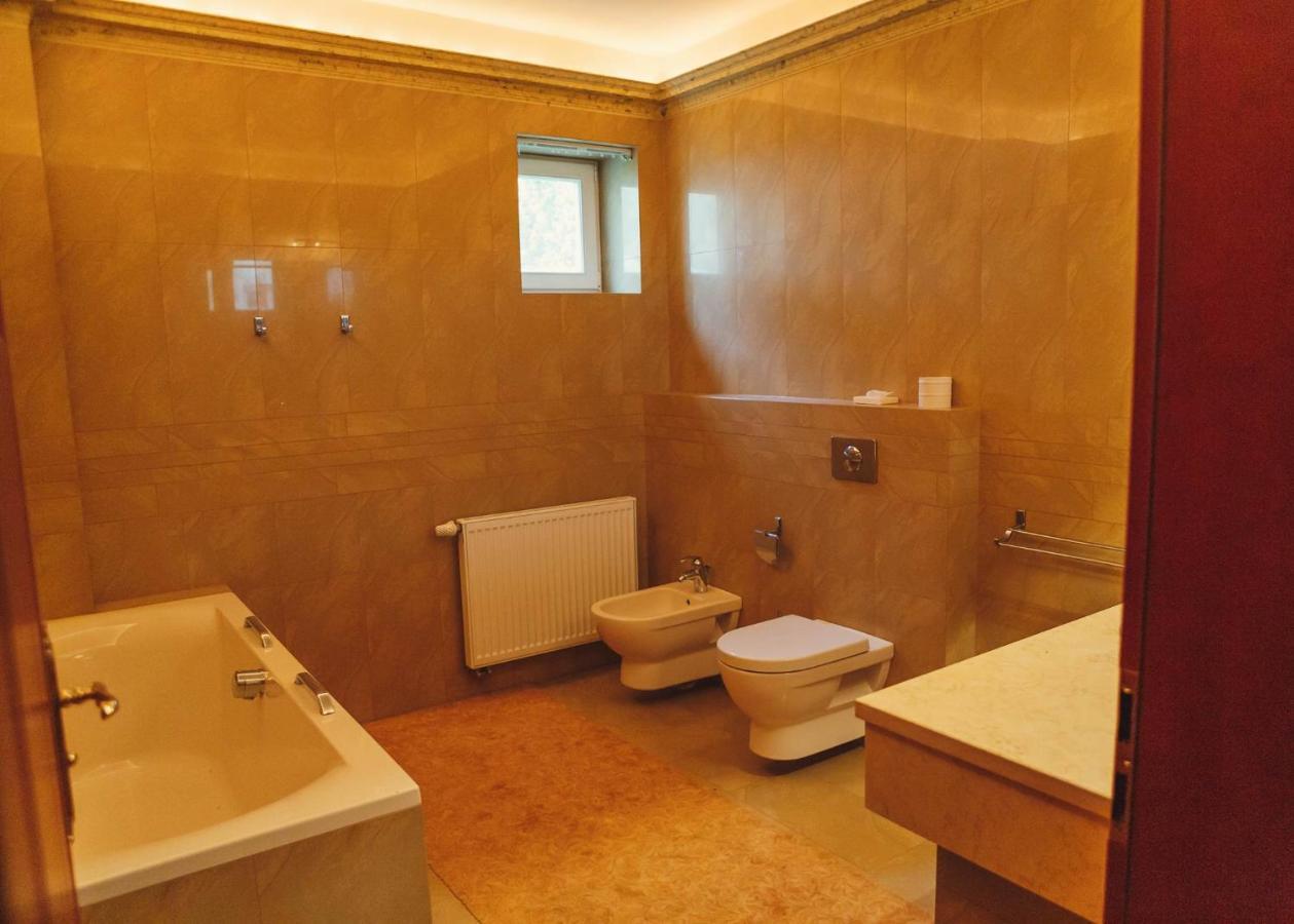 Hotel Memorial Terezín 外观 照片