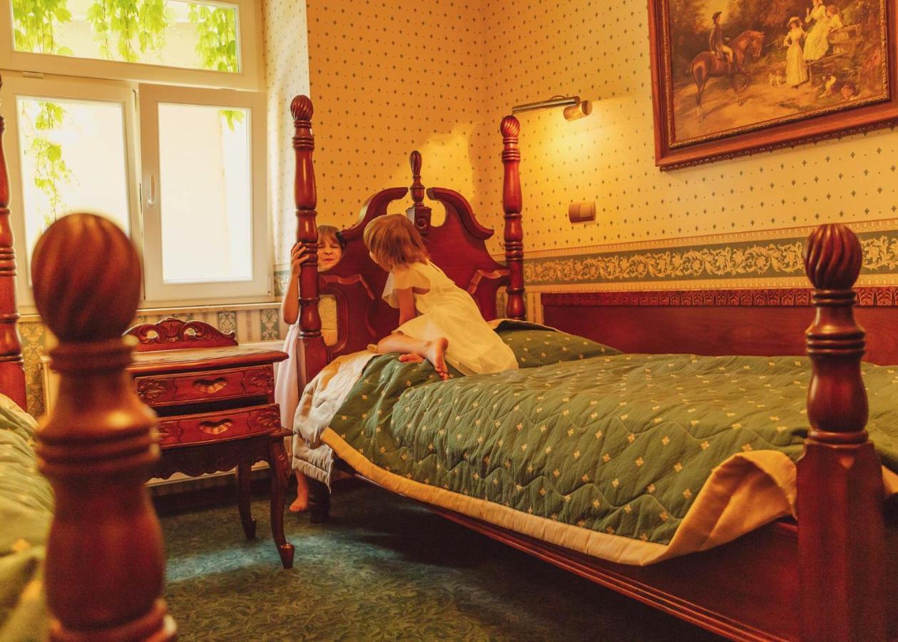Hotel Memorial Terezín 外观 照片